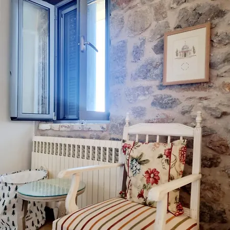 Stone Suites And Villas Levídhion Zewnętrze zdjęcie