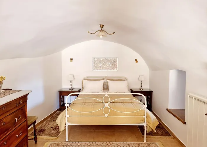 Stone Suites And Villas