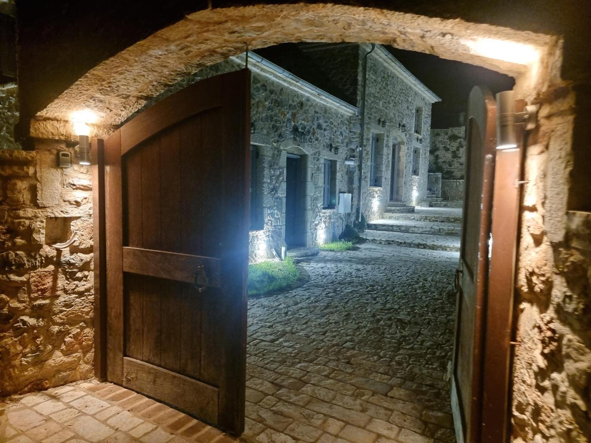 Villa Stone And