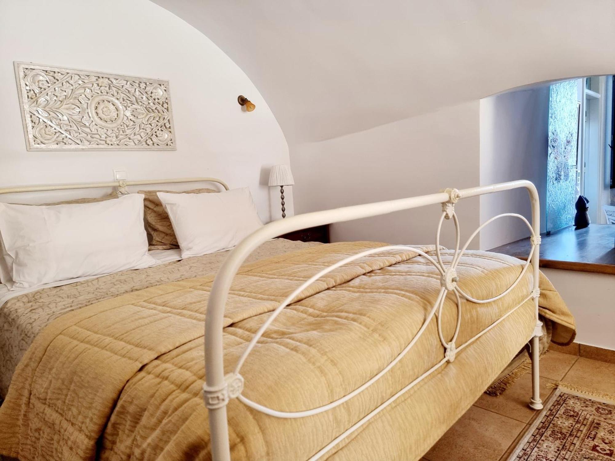 Villa Stone And